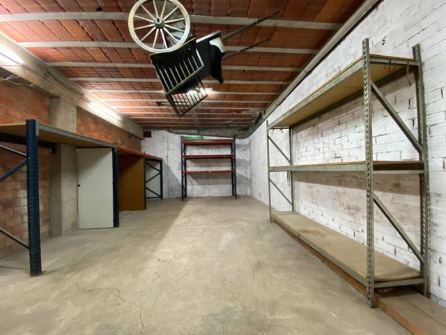 Local comercial en Alquiler en Carrer Pau Casals, 42 en Tiana