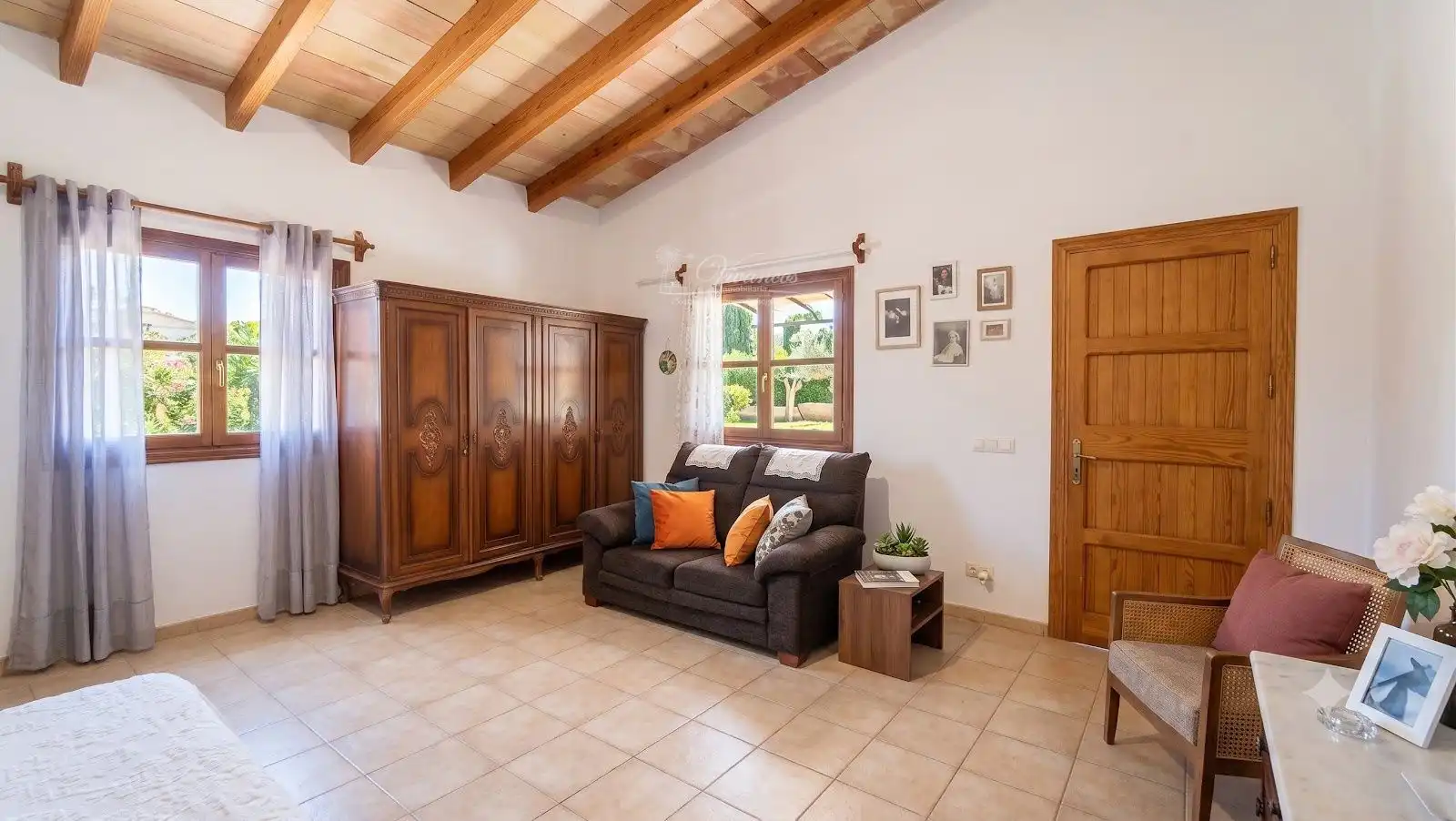 Living room of Houses for rent in Santa Eugènia  with Air Conditioner and Swimming Pool
