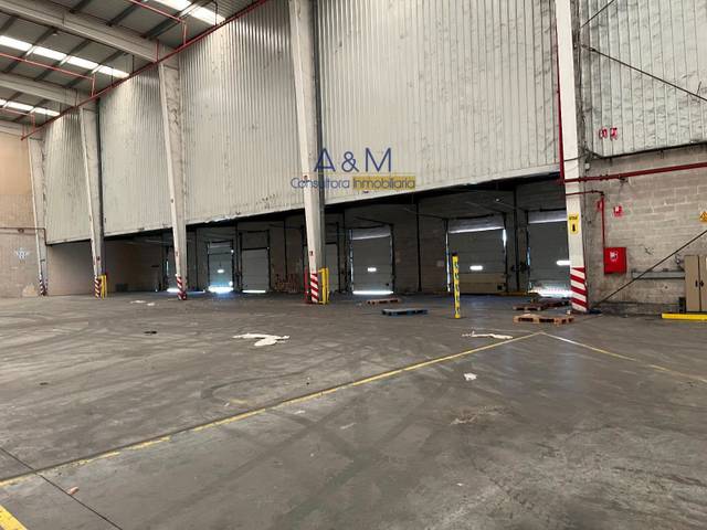 Nave industrial en Alquiler en del portillejo en Laguna de Duero