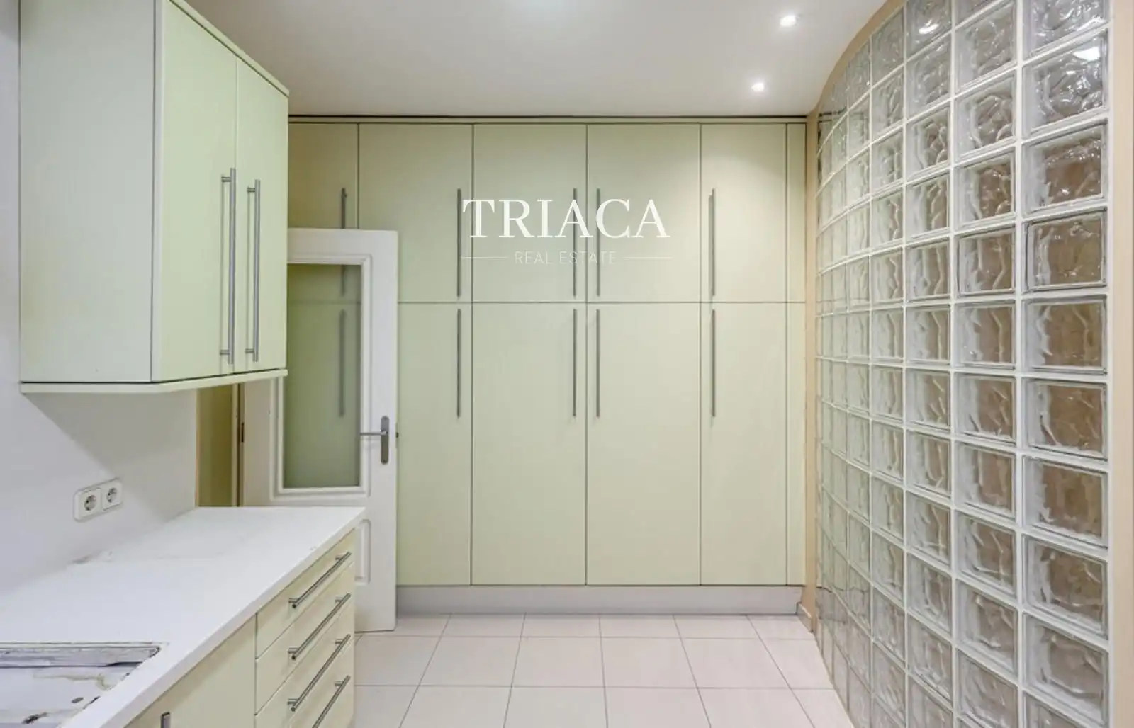 Piso en venta en Madrid con Aire acondicionado, Calefacción y Parquet