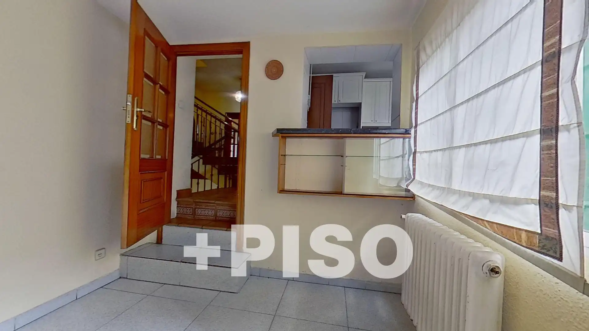 Cuina de Casa o xalet en venda en Madrid amb Calefacció, Jardí privat i Terrassa
