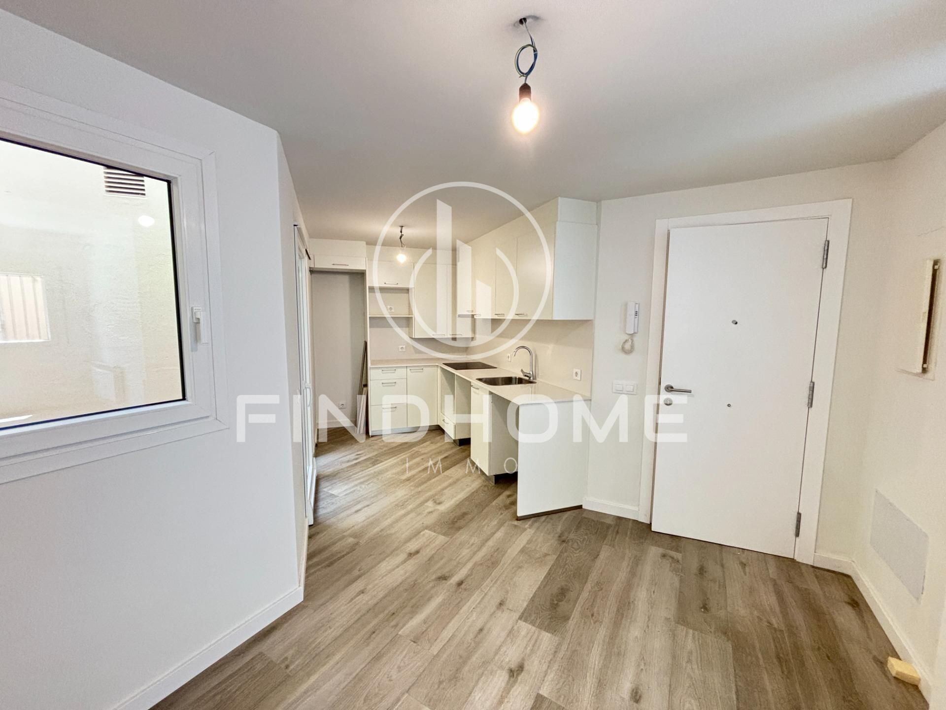 Exterior view of Planta baja for sale in Olot  with Heating, Terrace and Storage room