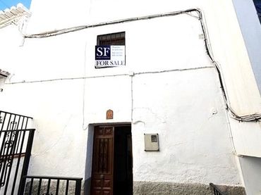 Adossat en venda a Canillas de Aceituno