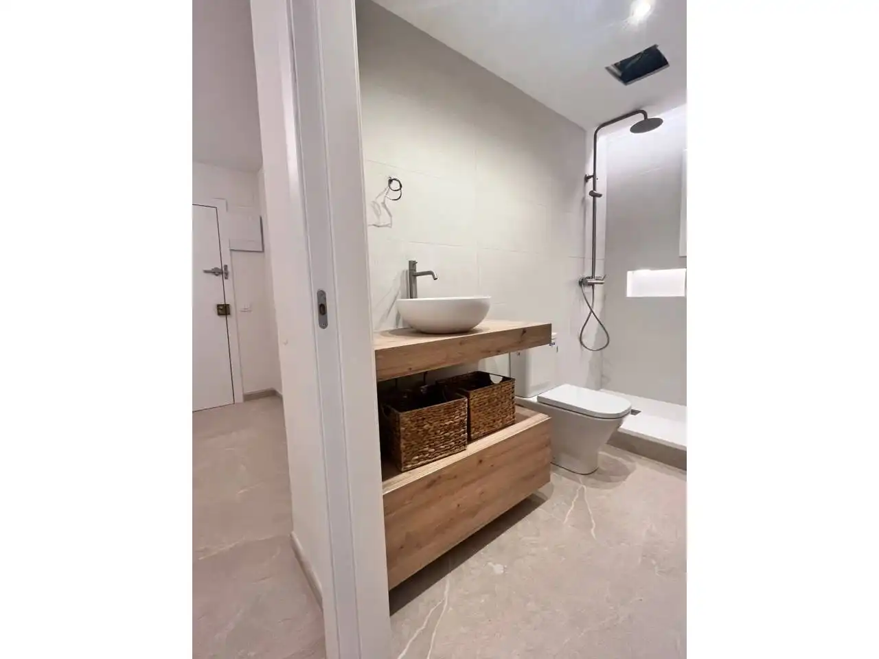 Baño de Piso en venta en Granollers con Aire acondicionado, Calefacción y Balcón