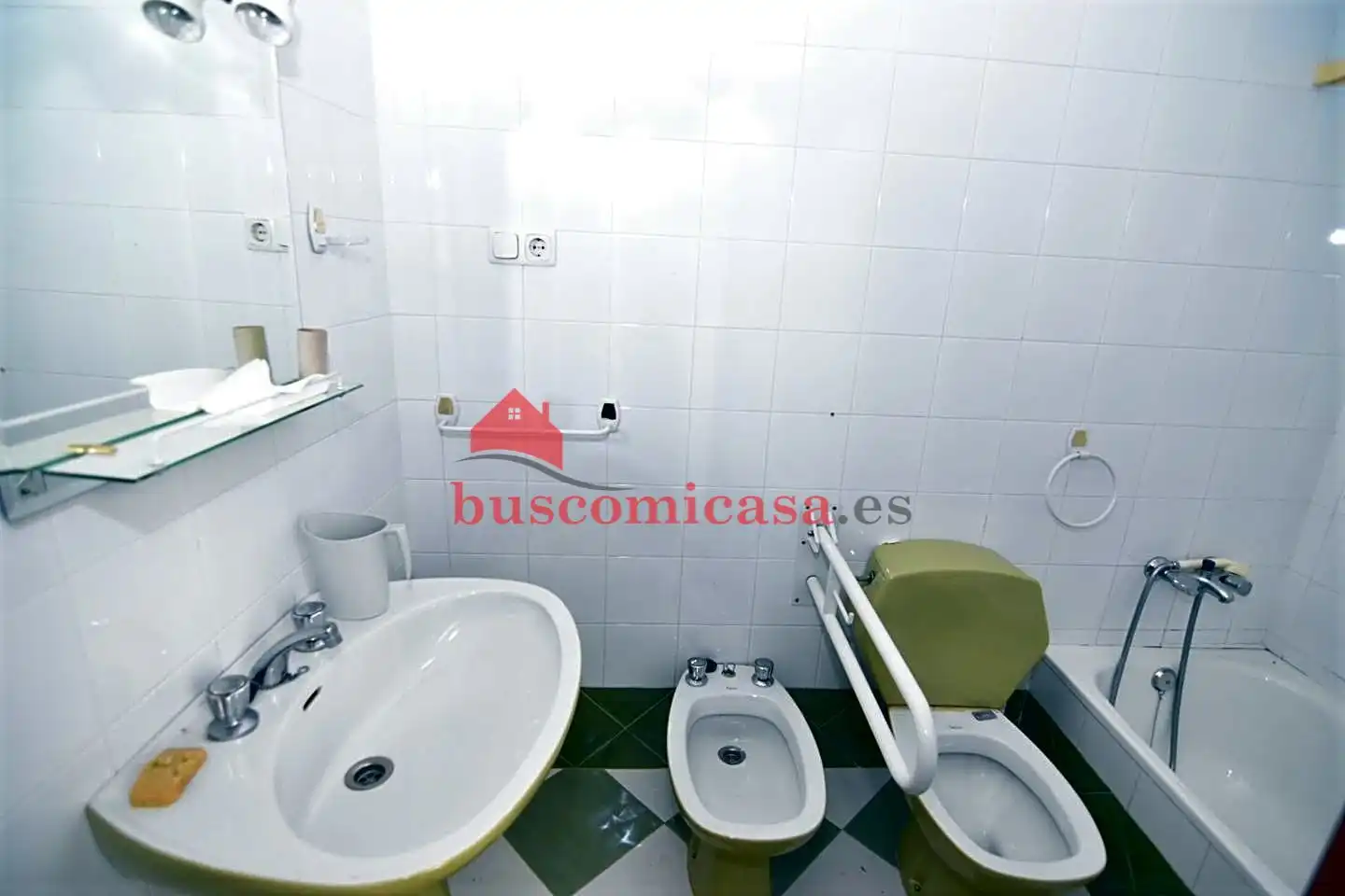 Baño de Edificio en venta en Linares