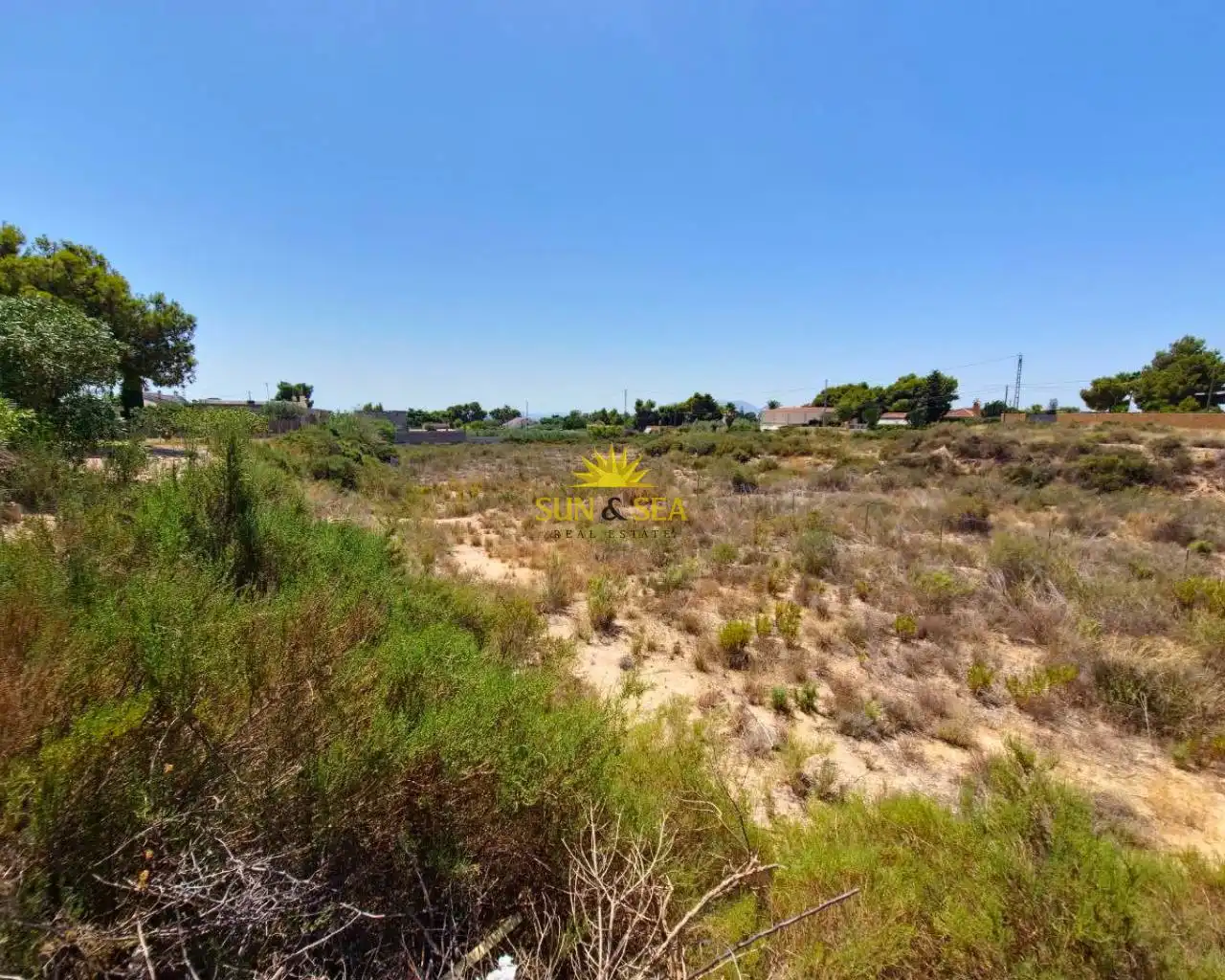 Casa o chalet en venta en Crevillent con Aire acondicionado, Calefacción y Jardín privado