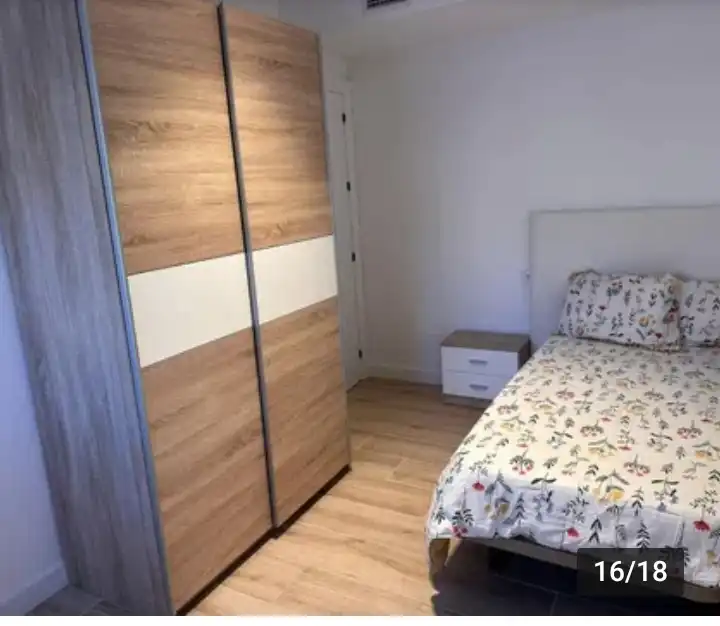 Bedroom of Flat for rent in Granada  with Air Conditioner, Heating and Private garden