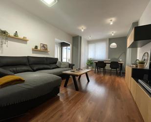 Living room of Flat to rent in Terrassa  with Heating, Parquet flooring and Oven