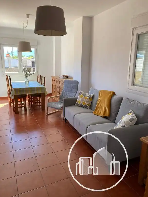 Sala de estar de Casa o chalet en venta en Villarcayo de Merindad de Castilla la Vieja con Calefacción, Jardín privado y Terraza