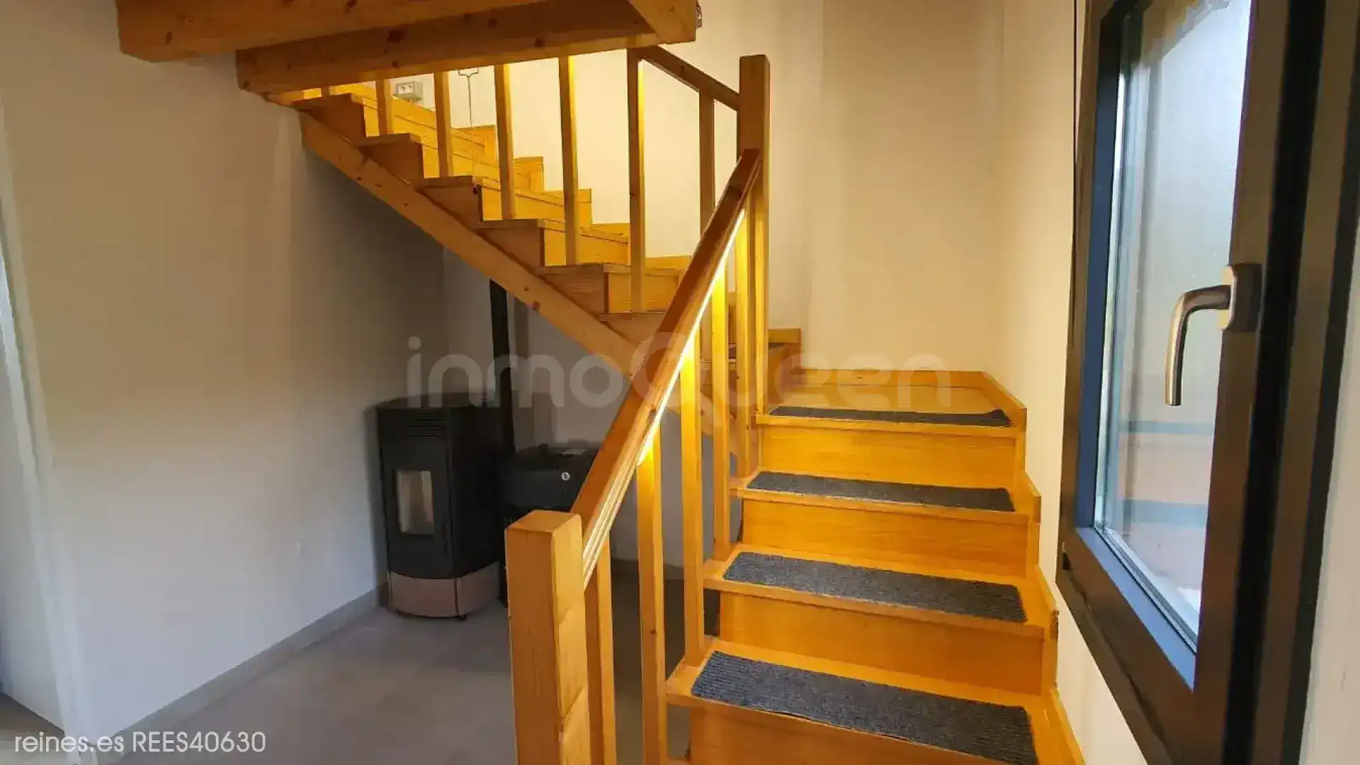 Houses for sale in Barreiros  with Air Conditioner, Heating and Private garden