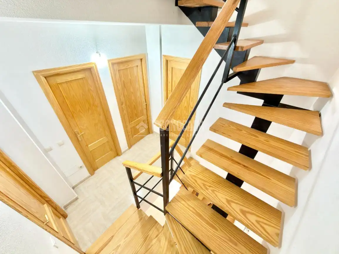 Casa adosada en venta en Valdeaveruelo con Aire acondicionado, Calefacción y Balcón
