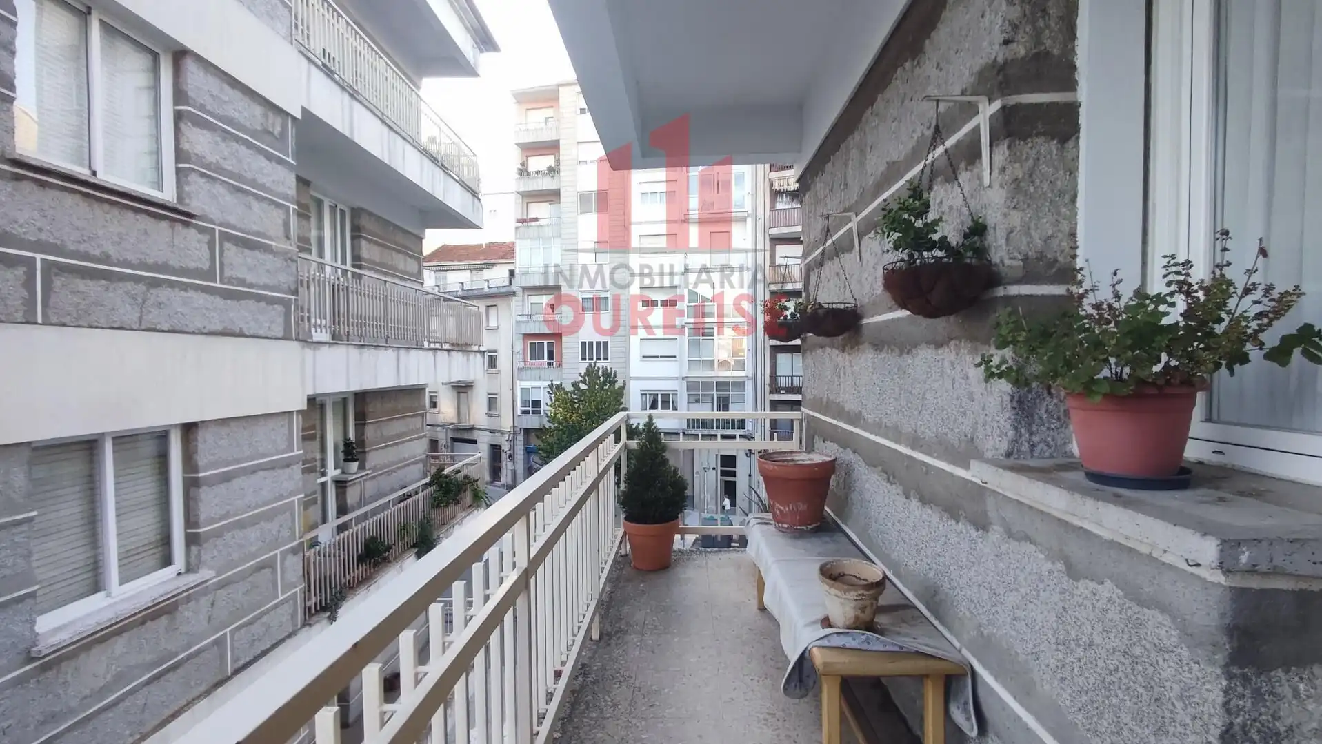 Terrassa de Pis en venda en Ourense Capital  amb Aire condicionat, Calefacció i Moblat