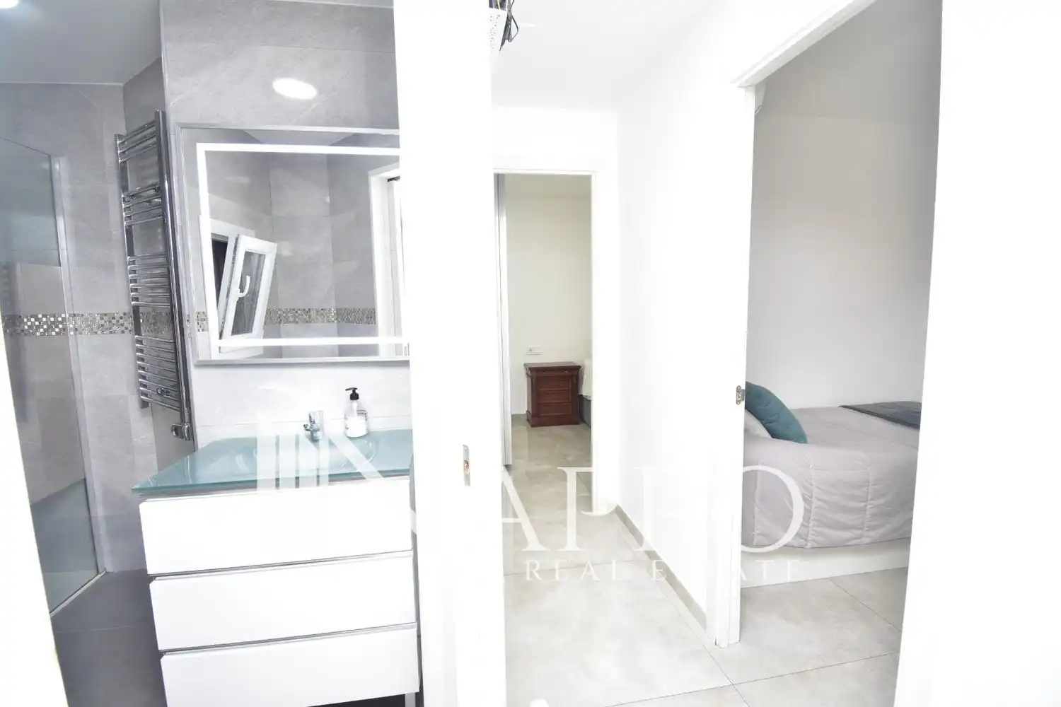 Bedroom of Flat for sale in  Palma de Mallorca  with Air Conditioner, Heating and Terrace