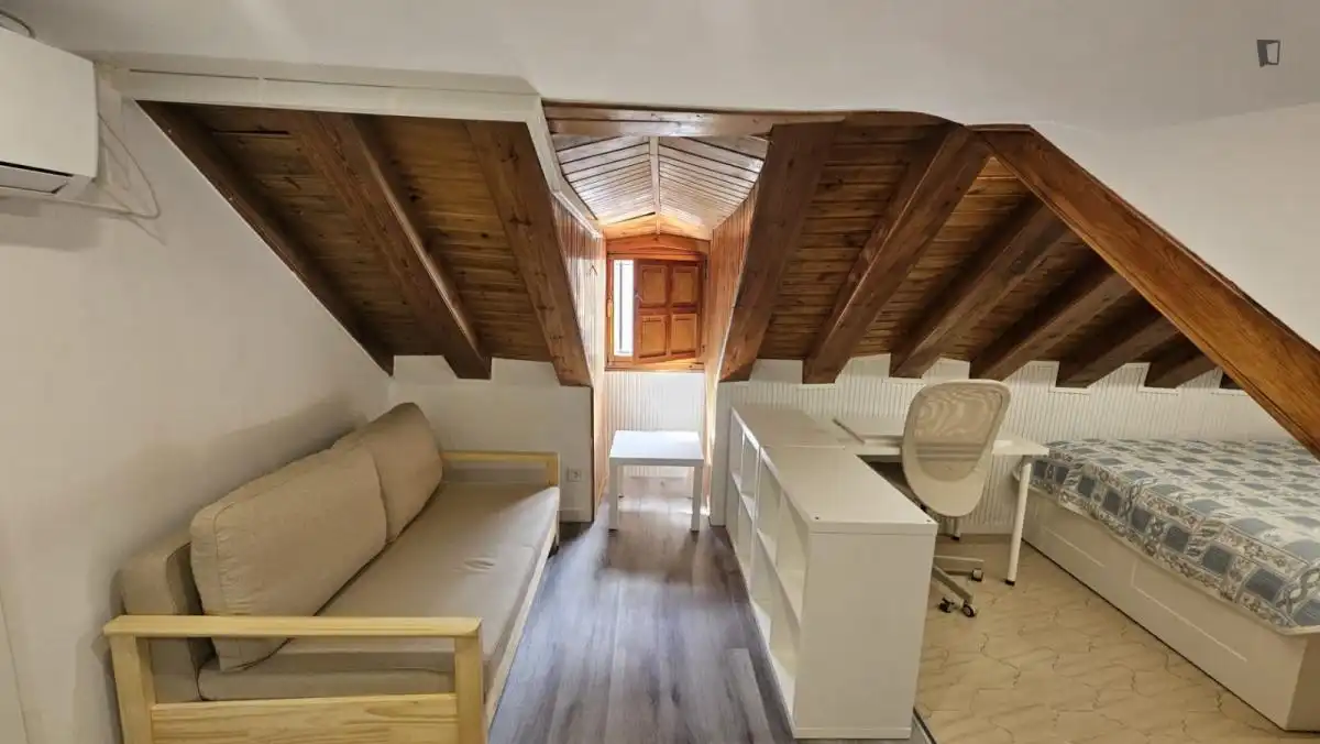 Estudio de alquiler en  Madrid Capital con Aire acondicionado, Calefacción y Amueblado