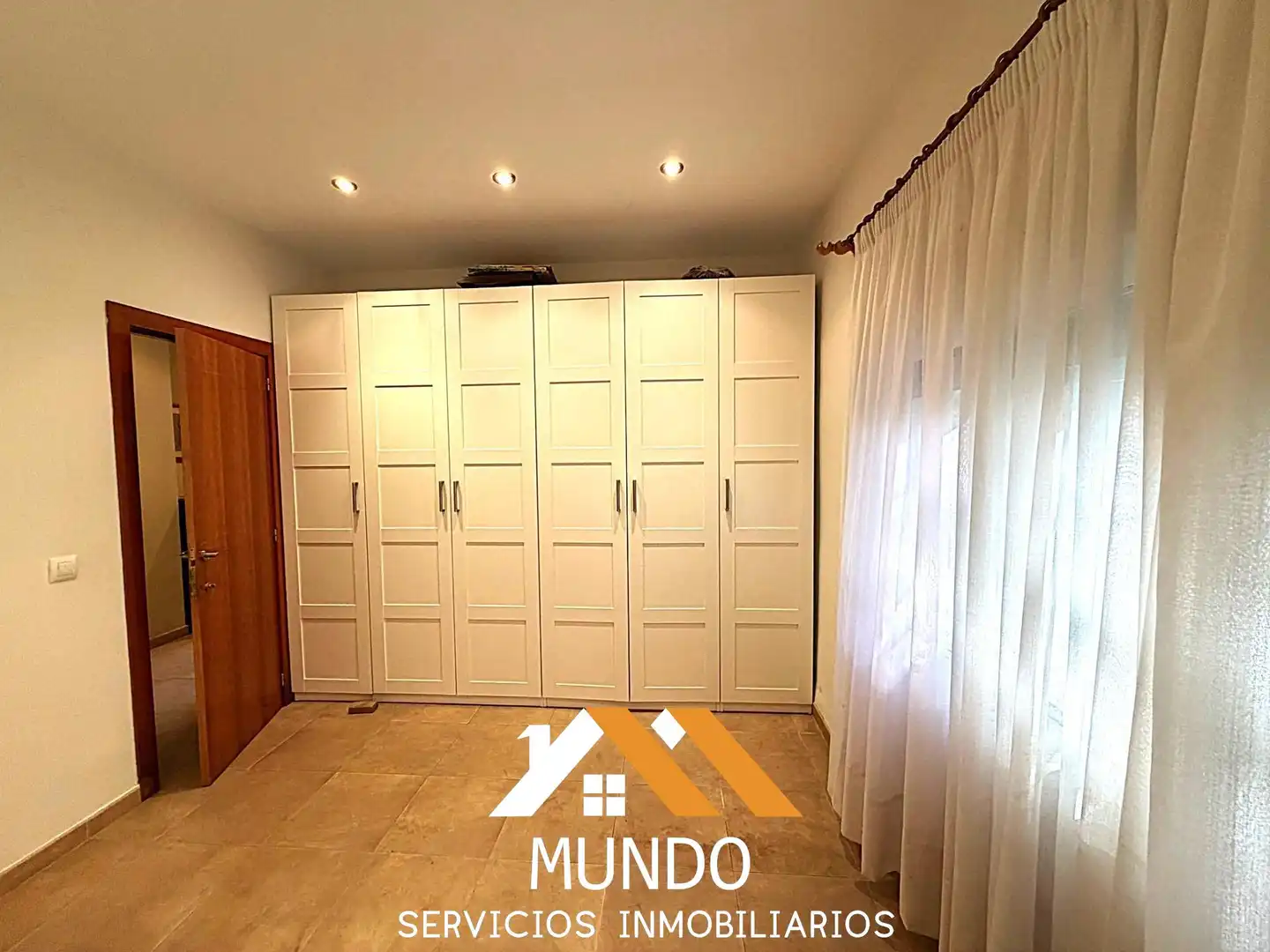 Casa o chalet en venta en Paterna con Aire acondicionado, Terraza y Trastero