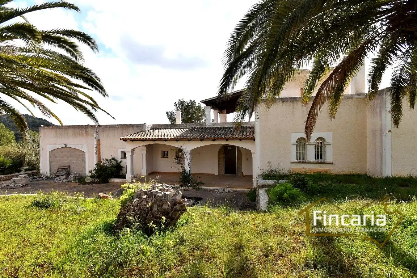 Vista exterior de Finca rústica en venda en Felanitx amb Aire condicionat, Calefacció i Jardí privat