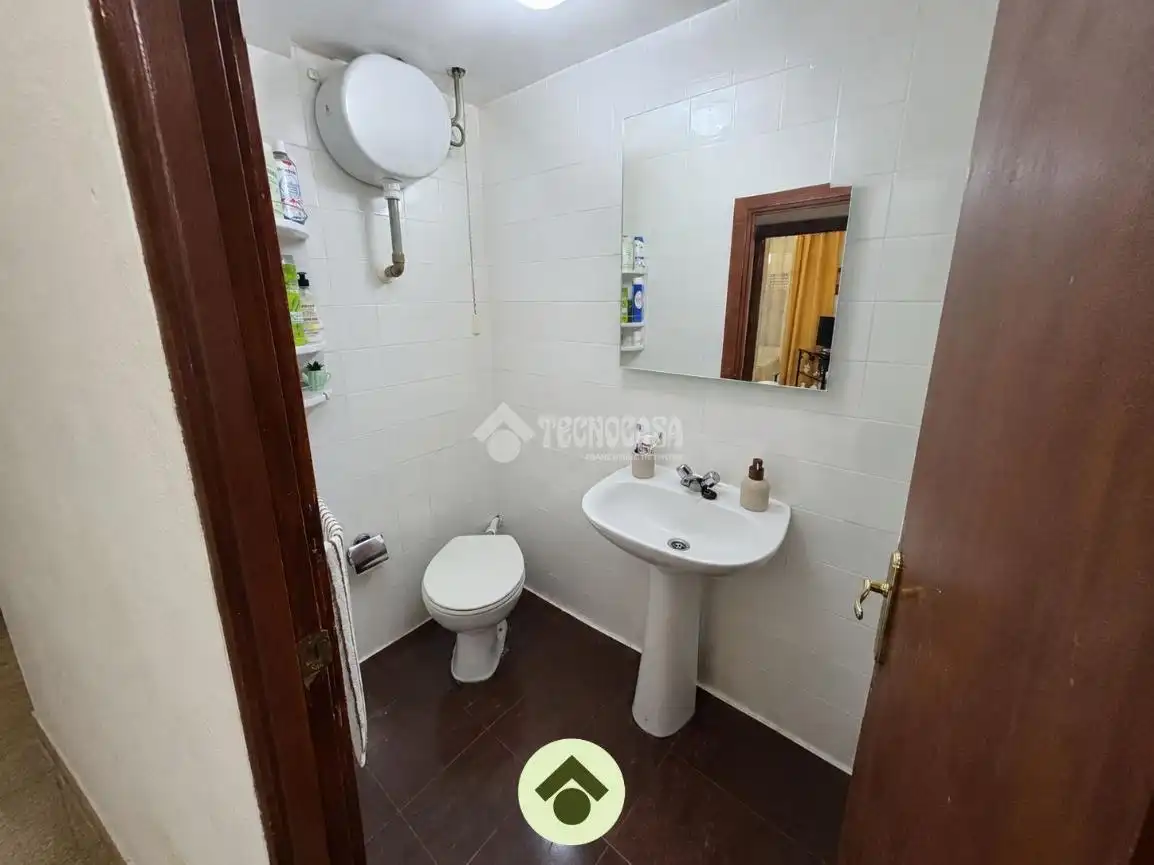 Bathroom of Houses for sale in Montoro, Córdoba