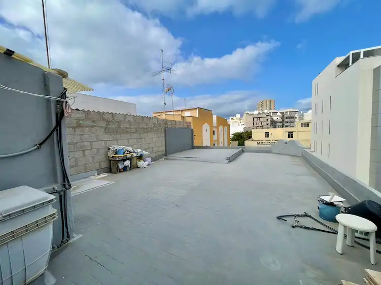 Terrasse von Wohnung zum Verkauf in Las Palmas de Gran Canaria mit Terrasse, Möbliert und Ofen