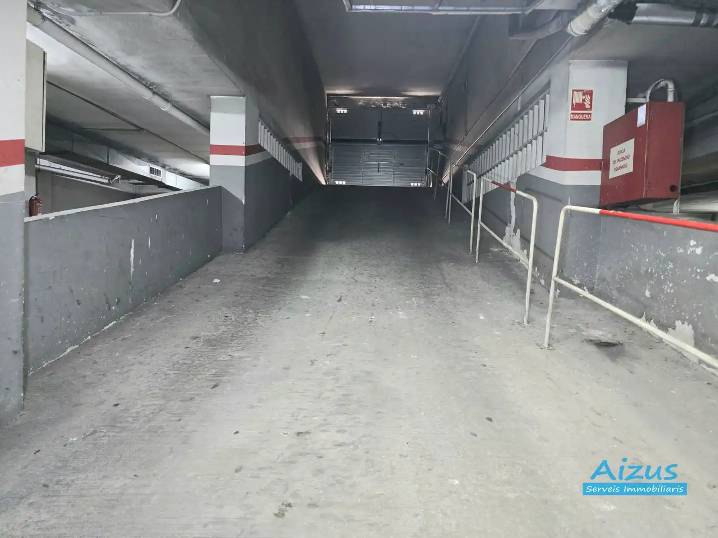Einzelparkplatz zum Verkauf in Ajuntament-Maragall, imagen 5