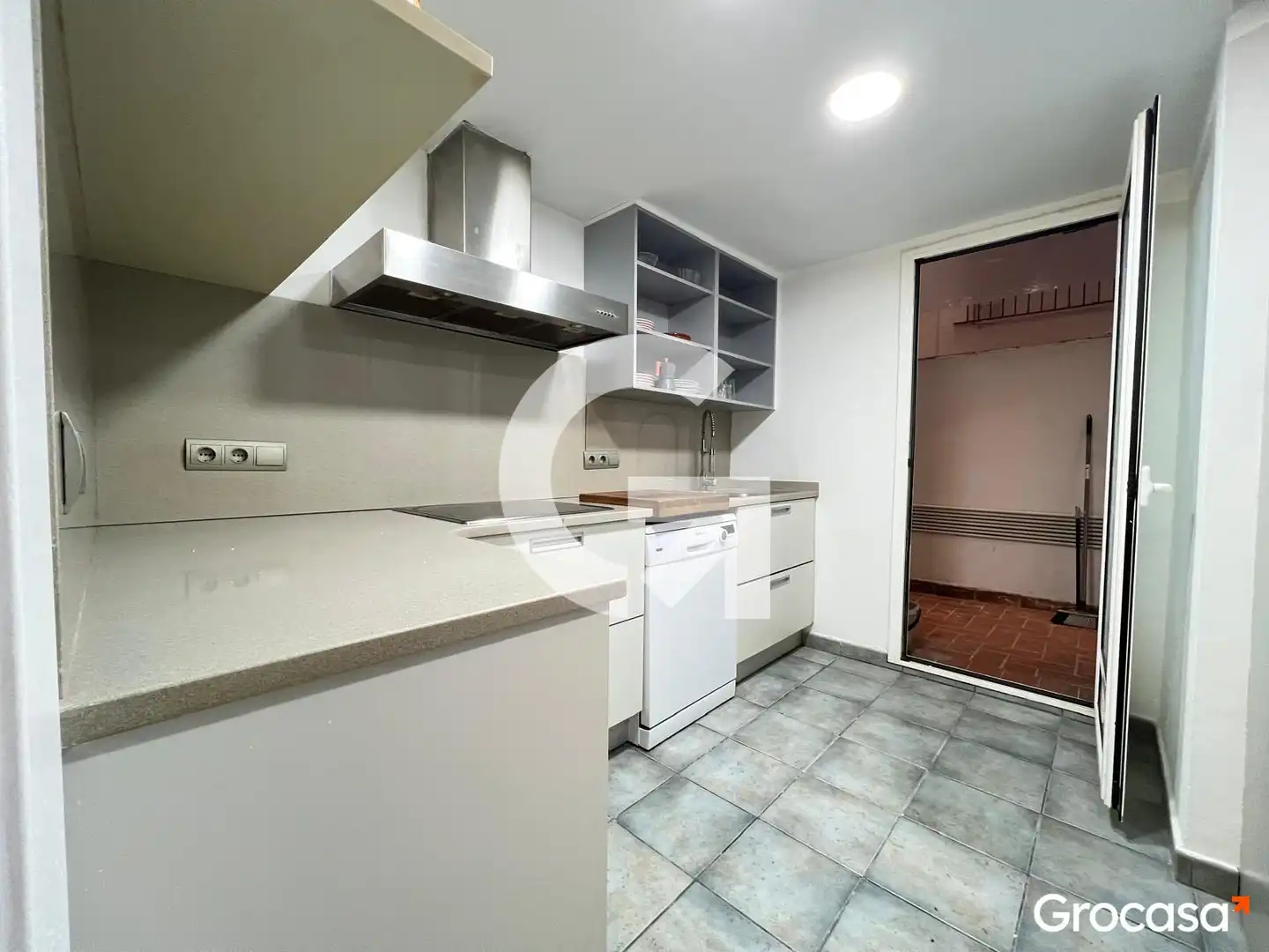 Cocina de Planta baja en venta en Rubí con Calefacción, Terraza y Amueblado