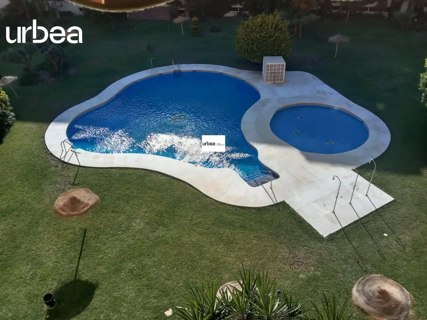 Piscina de Piso en venta en Málaga con Jardín privado, Terraza y Trastero