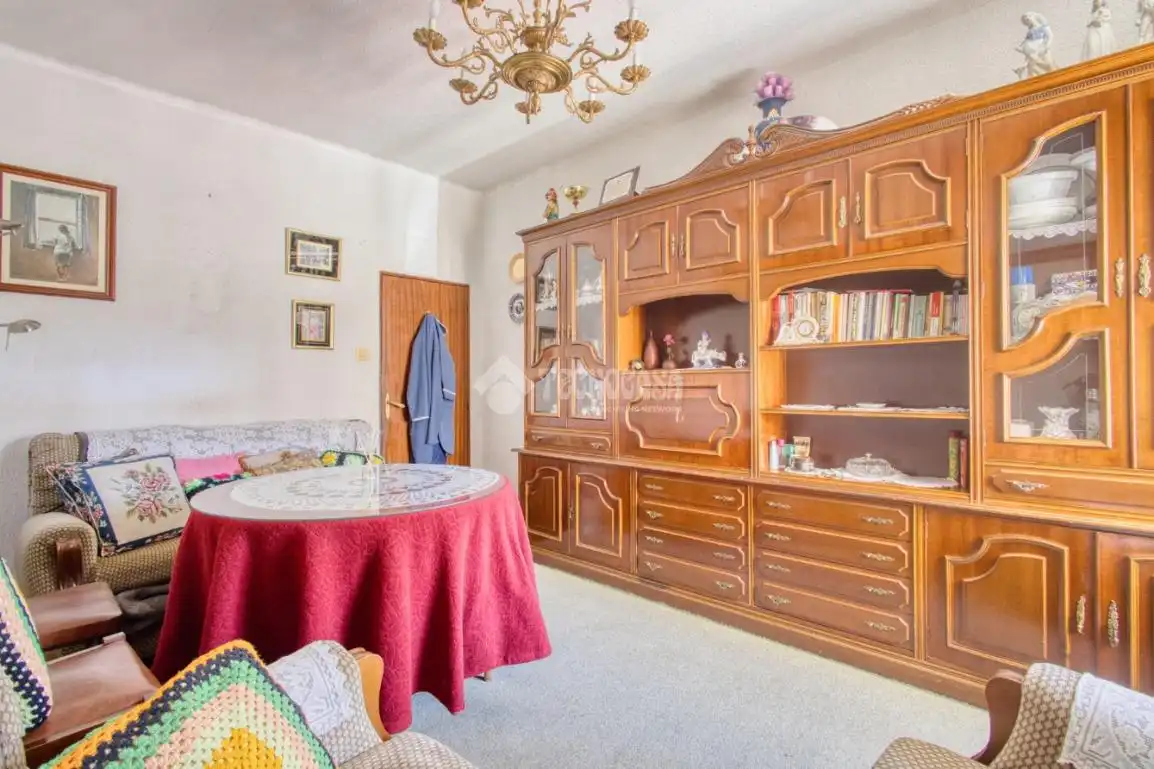 Living room of Flat for sale in Salamanca  with Heating