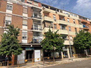 Piso con ascensor en venta en Avenida Viñuela