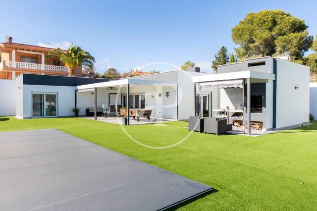 Casa-chalet en Venta en Catadau