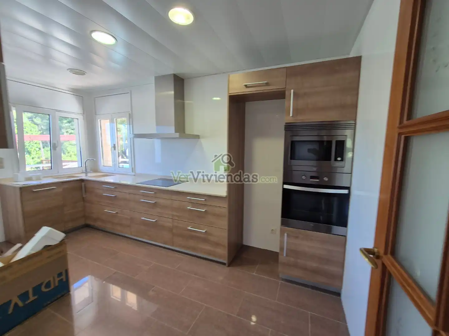 Cocina de Casa o chalet en venta en Vallirana con Aire acondicionado, Calefacción y Jardín privado