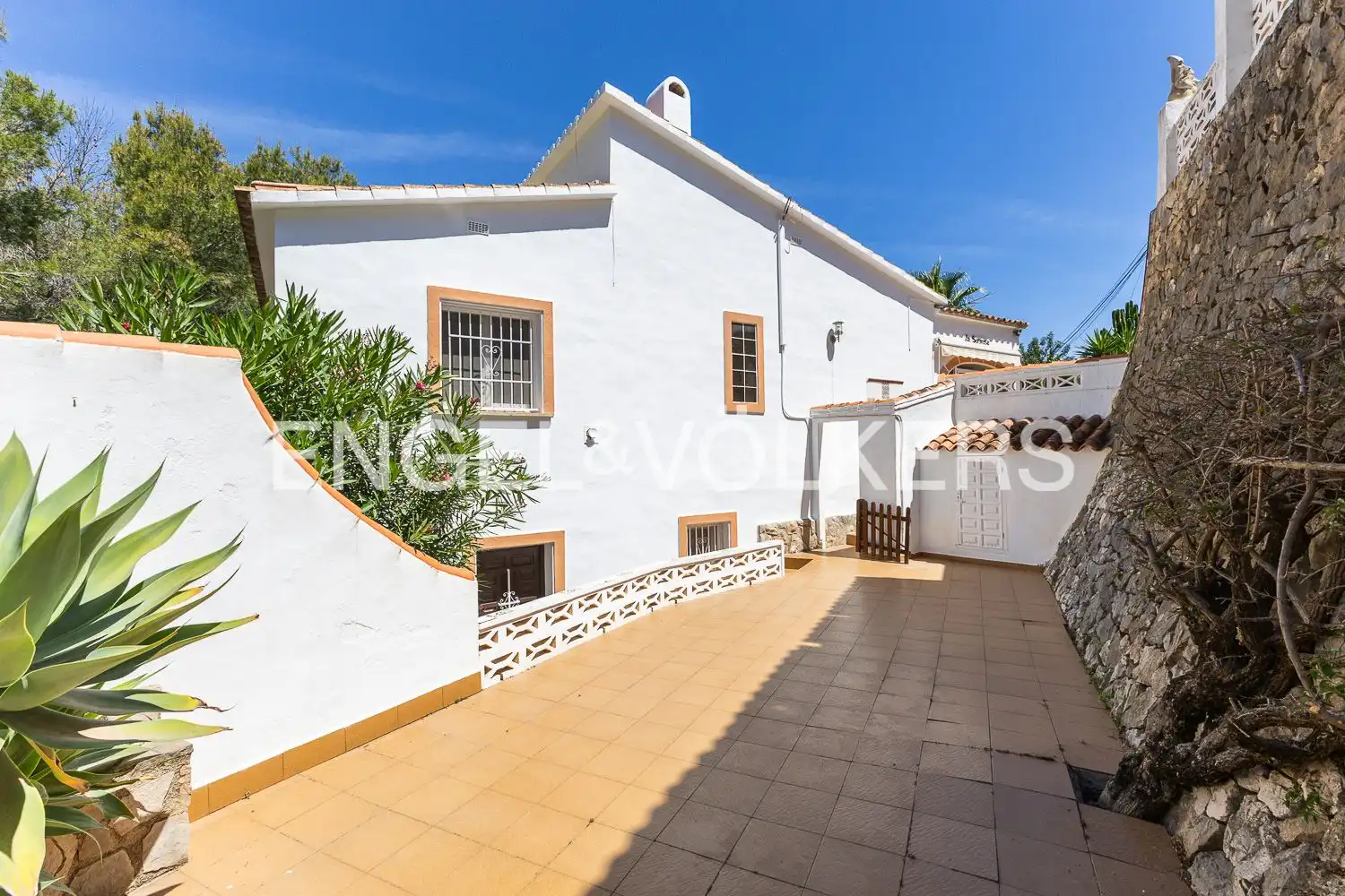 Exterior view of Houses for sale in Dénia  with Air Conditioner, Heating and Private garden
