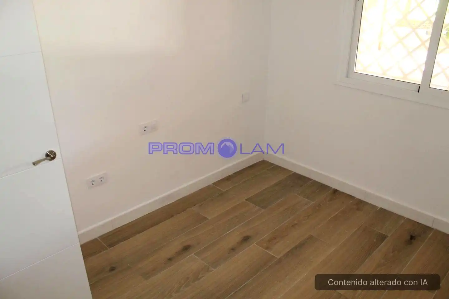 Bedroom of Ground floor for sale in Sevilla