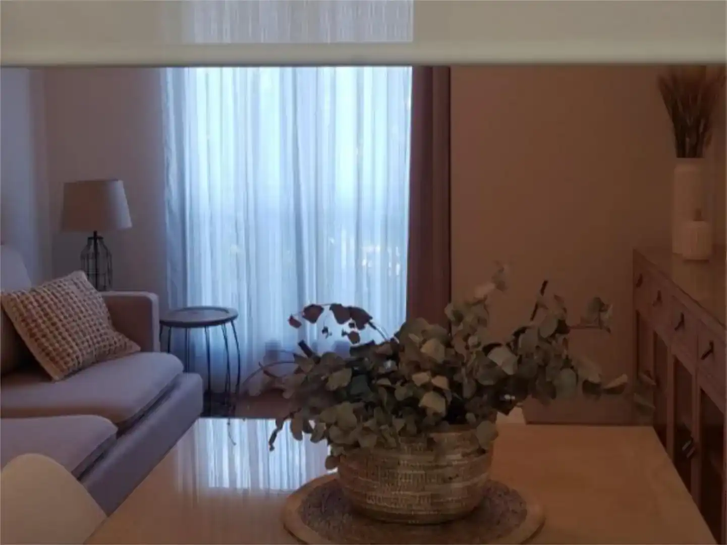 Wohnzimmer von Wohnung zur Miete in  Madrid Capital mit Klimaanlage, Schwimmbad und Balkon