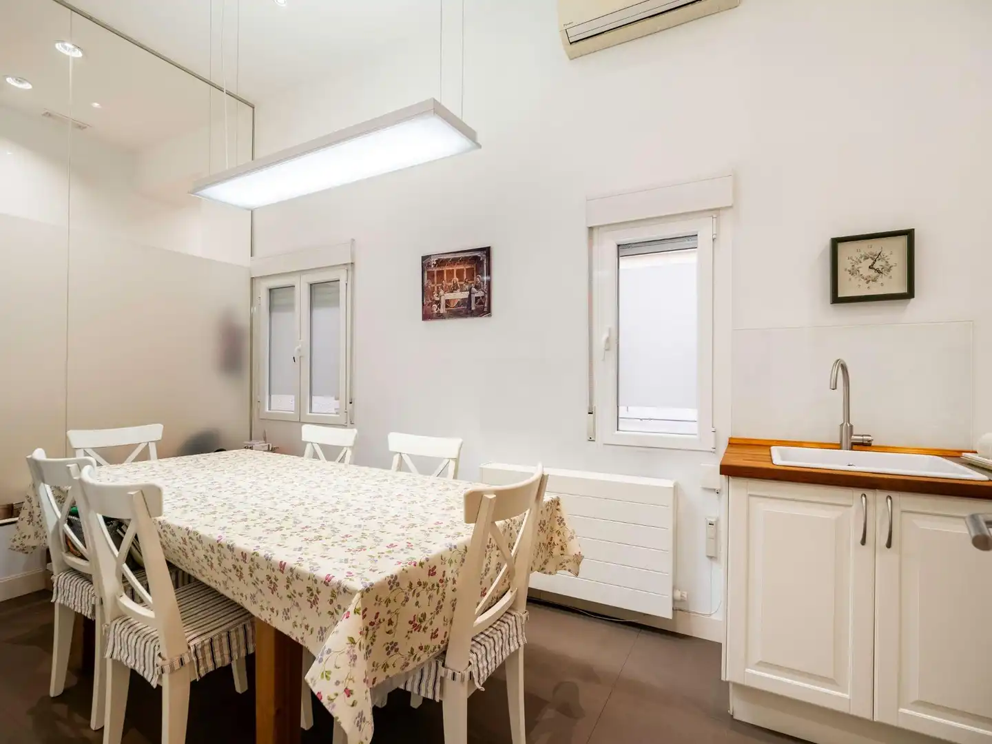 Dining room of Flat for sale in Madrid  with Air Conditioner, Heating and Storage room