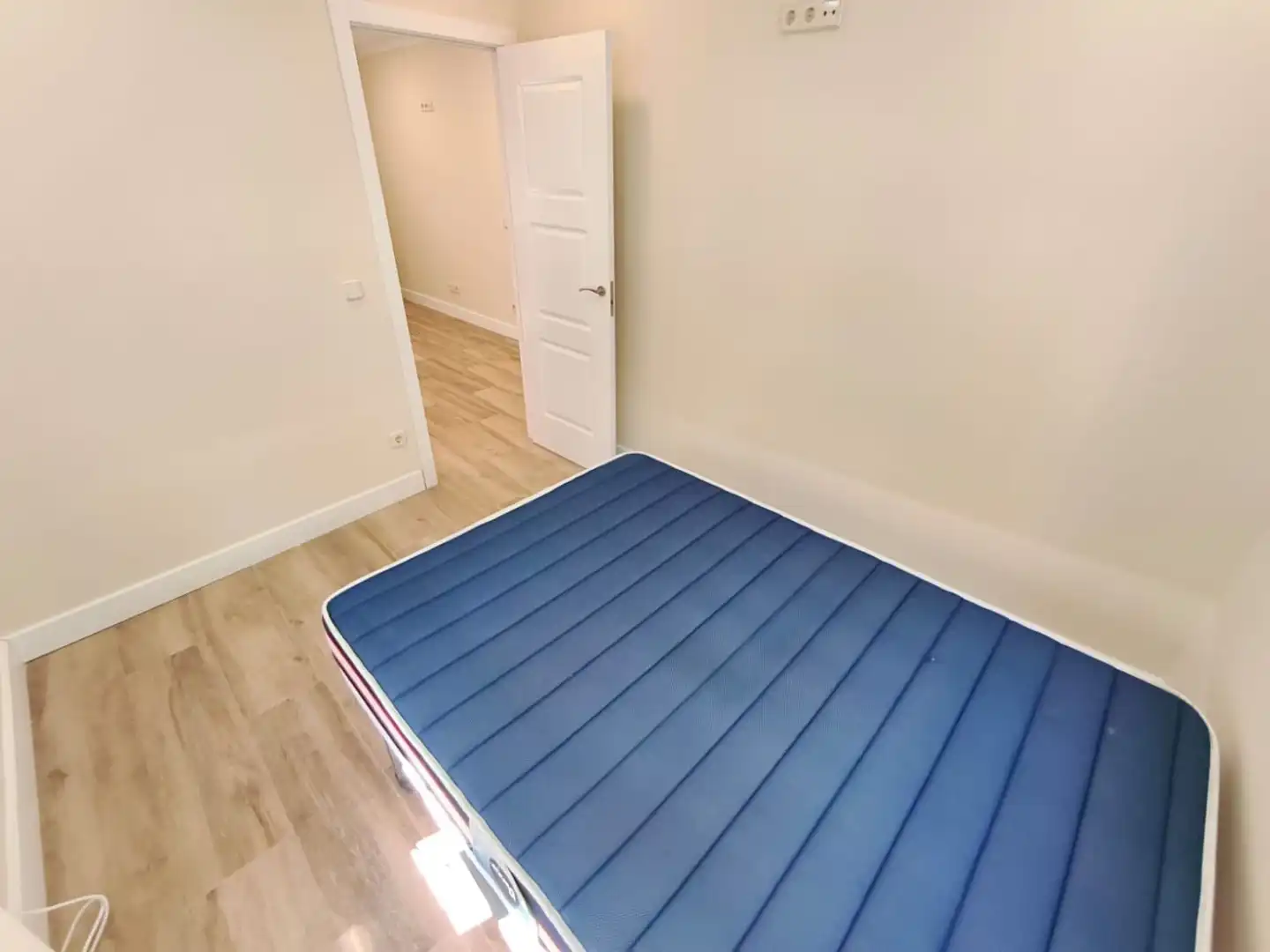 Bedroom of Flat for rent in Madrid  with Heating and Furnished