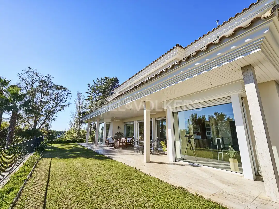 Exterior view of Country homes for sale in Sitges  with Air Conditioner, Heating and Private garden