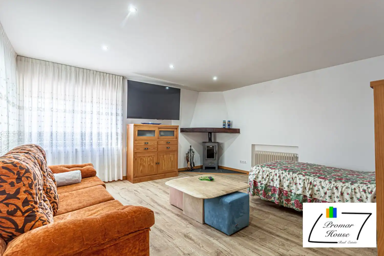 Sala de estar de Casa o chalet en venta en Ávila con Calefacción, Jardín privado y Terraza