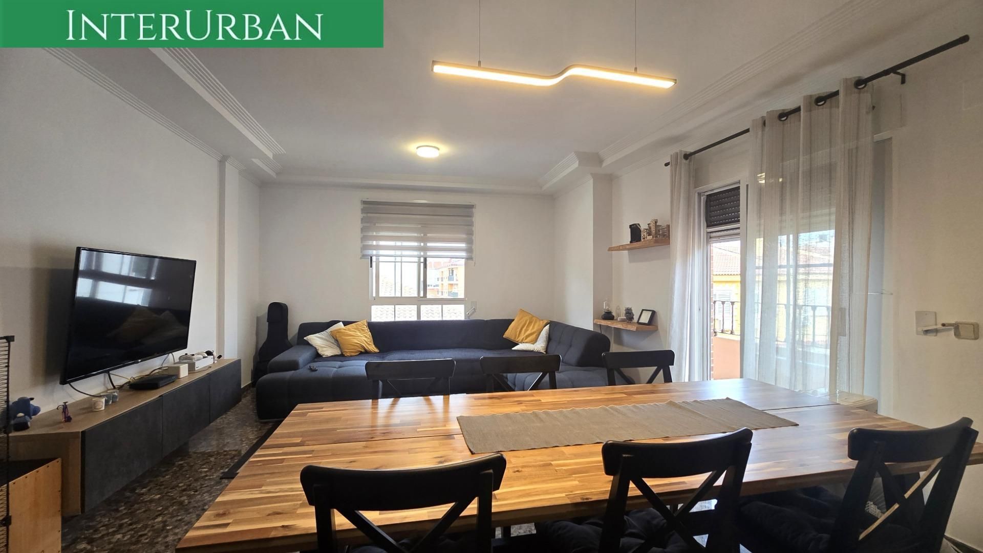 Wohnzimmer von Dachboden zum verkauf in La Pobla de Vallbona mit Terrasse, Abstellraum und Balkon