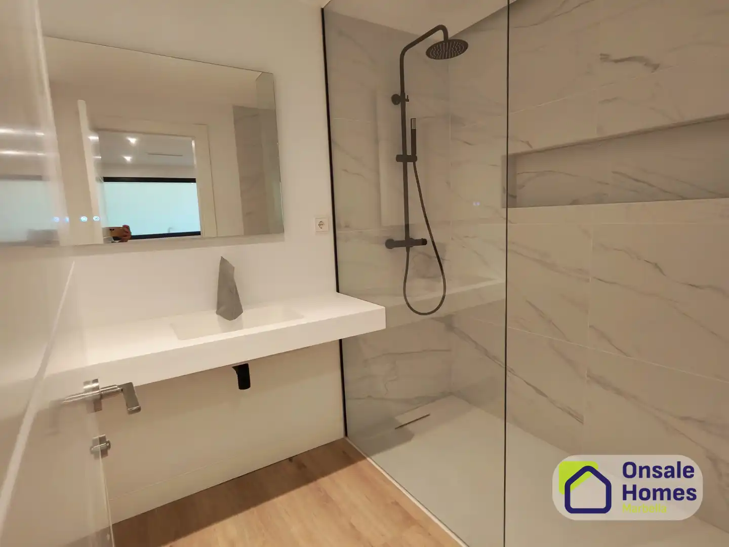 Apartament en venda a Calle Londres, Las Brisas