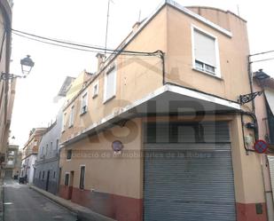 Exterior view of House or chalet for sale in Alzira