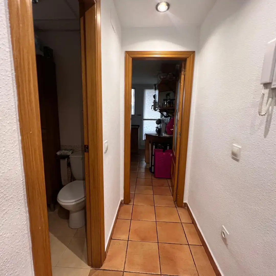 Einfamilien-Reihenhaus zum Verkauf in Chiva mit Heizung, Abstellraum und Balkon