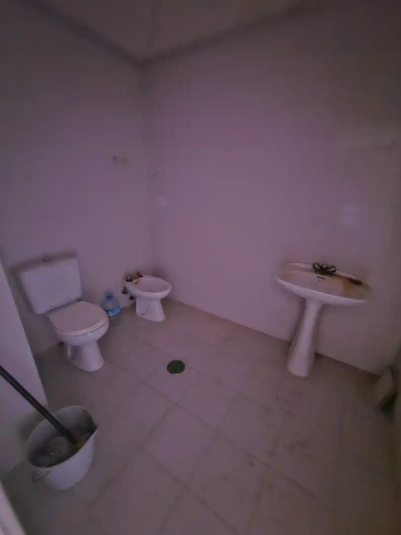 Baño de Oficina de alquiler en Cáceres