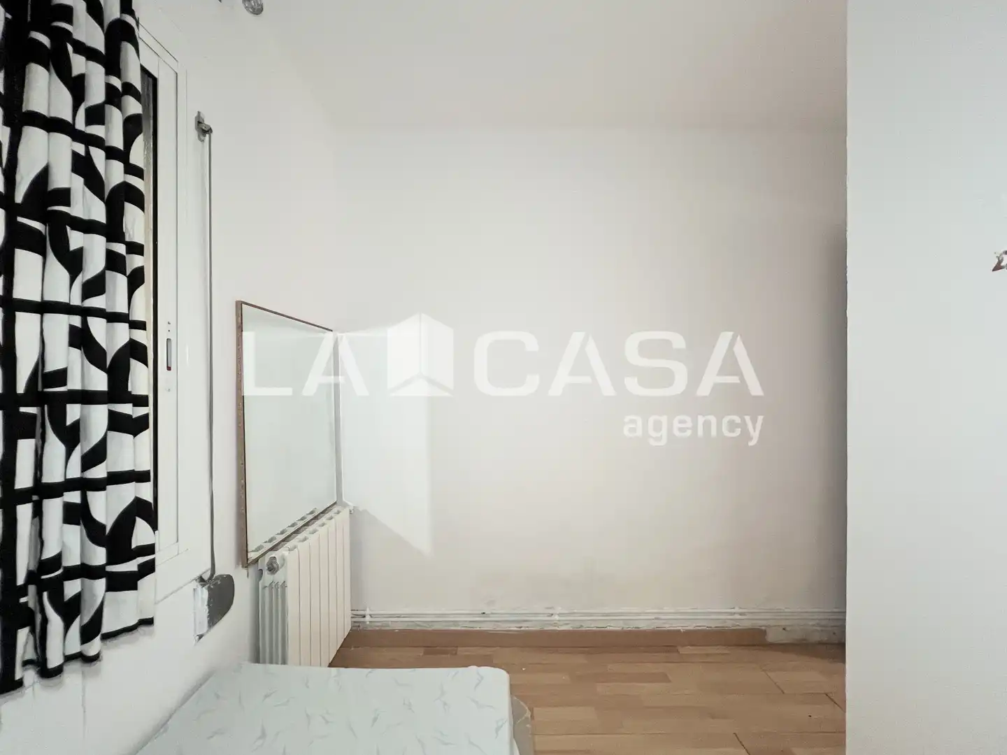 Planta baja en venta en Badalona con Calefacción