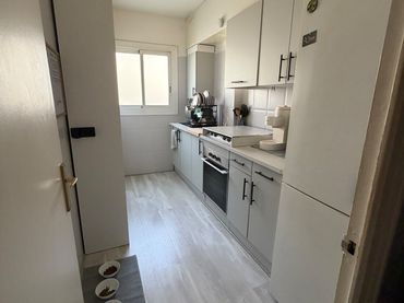 Wohnung mit Balkon zum Verkauf in Carrer Núria