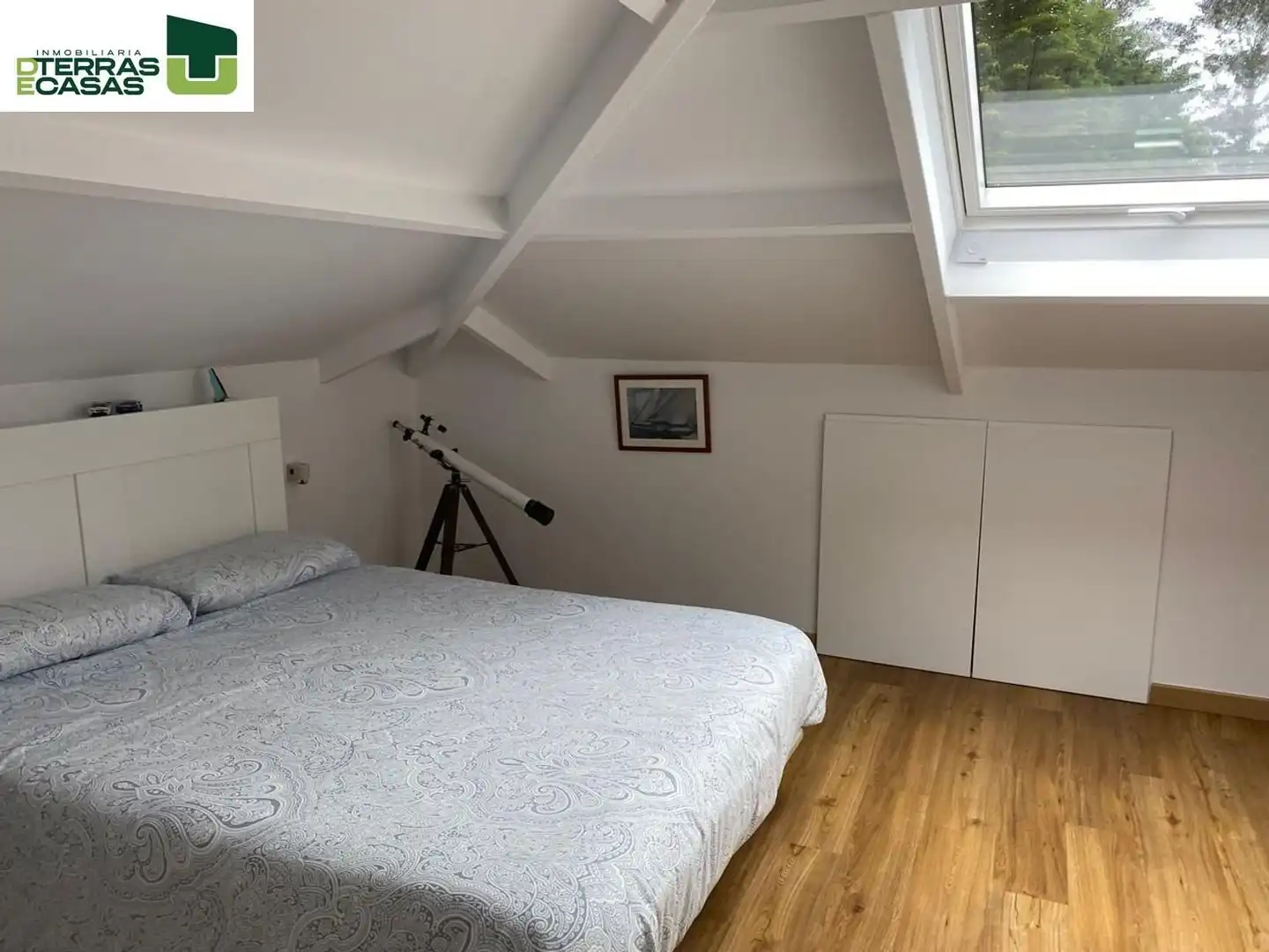 Habitación de Casa o chalet en venta en Cangas  con Calefacción y Terraza