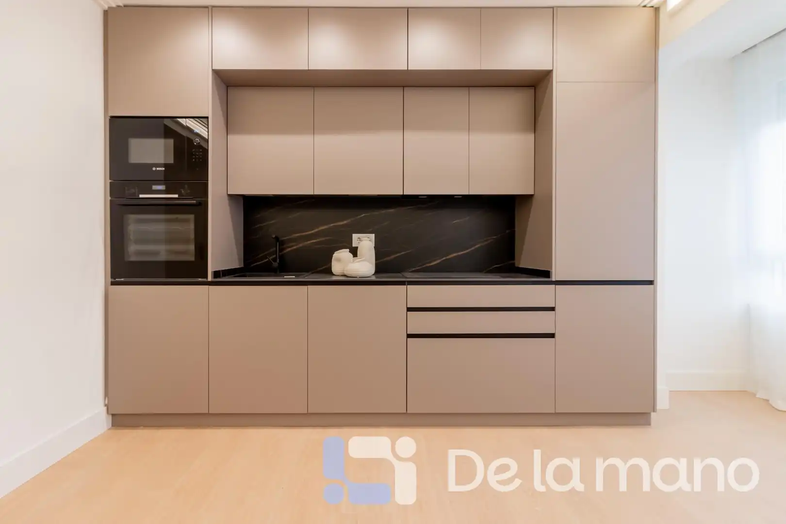 Cocina de Piso en venta en Madrid con Calefacción