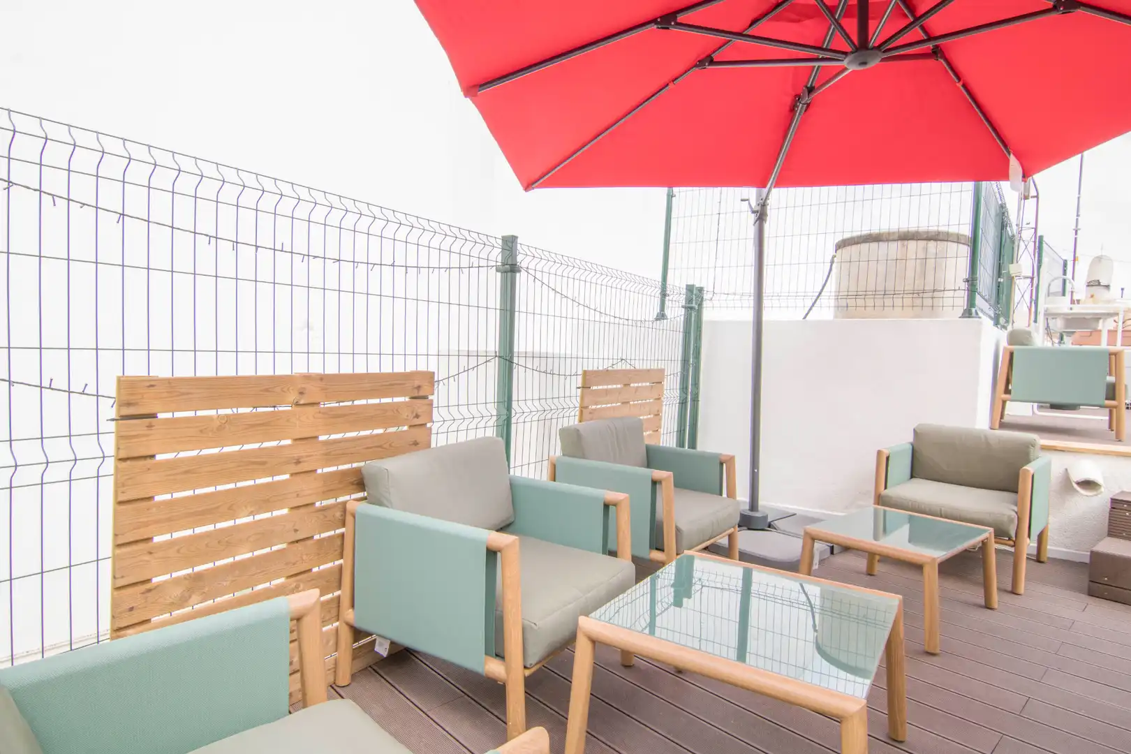 Terrasse von Einfamilien-Reihenhaus zum Verkauf in Calpe / Calp mit Klimaanlage, Terrasse und Abstellraum