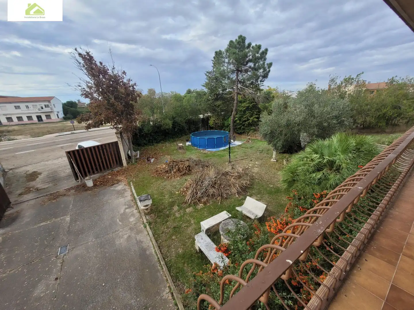 Casa rústica amb jardí en venda a Morales del Vino, imagen 39