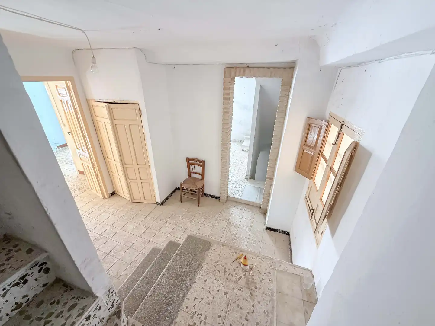 Country house zum Verkauf in Loja mit Balkon