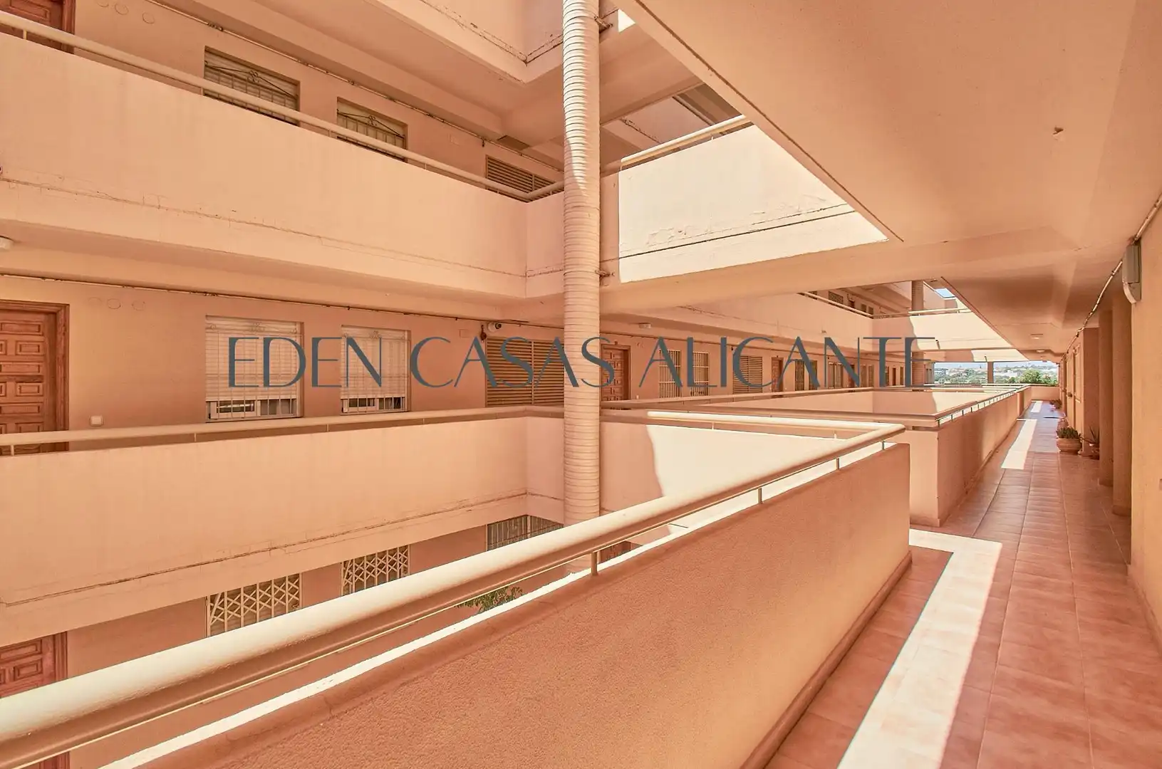 Exterior view of Flat for sale in El Campello  with Air Conditioner, Heating and Private garden