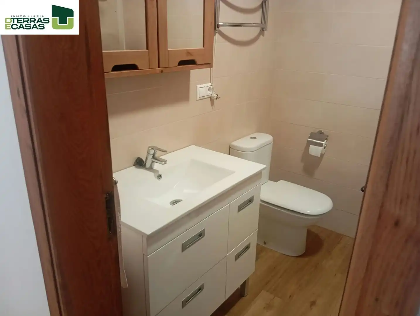 Bany de Casa o xalet en venda en Cangas  amb Calefacció i Terrassa